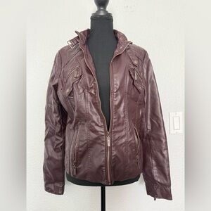 Stylish Burgundy Leather Jacket